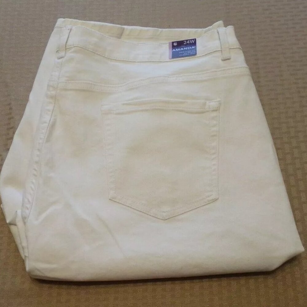 NEW!  GLORIA VANDERBILT ~ SIZE 24W ~  AMANDA SKIMMER CAPRI ~ $50 NWT